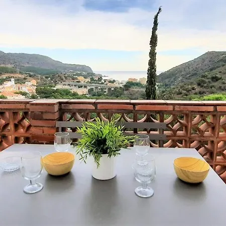 2 Apartment Colera