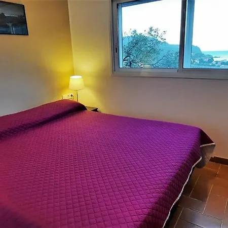 Apartment 2 *
