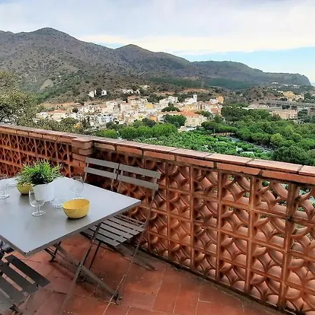 Apartment 2 *